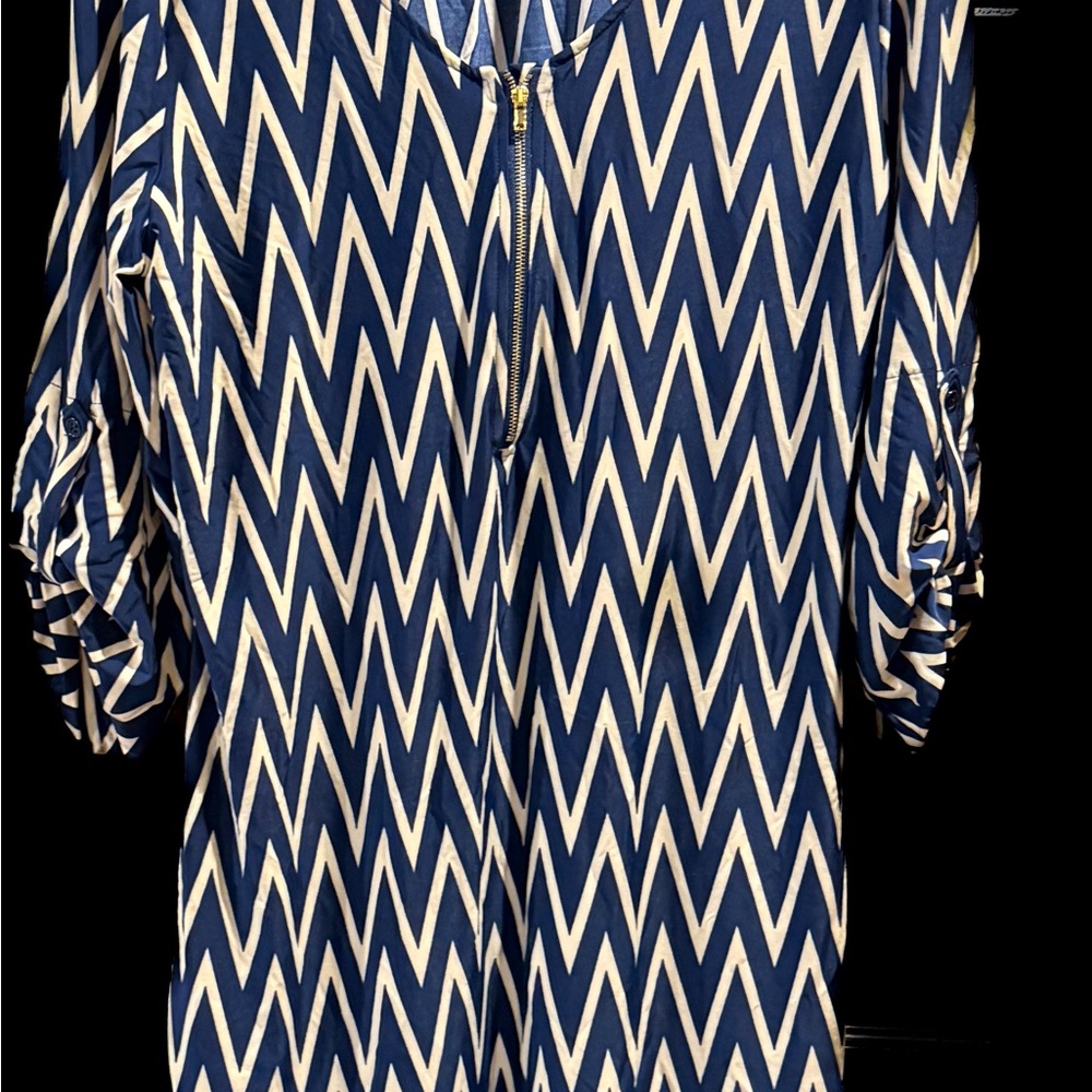 Tacera Navy and White Patterned Dress